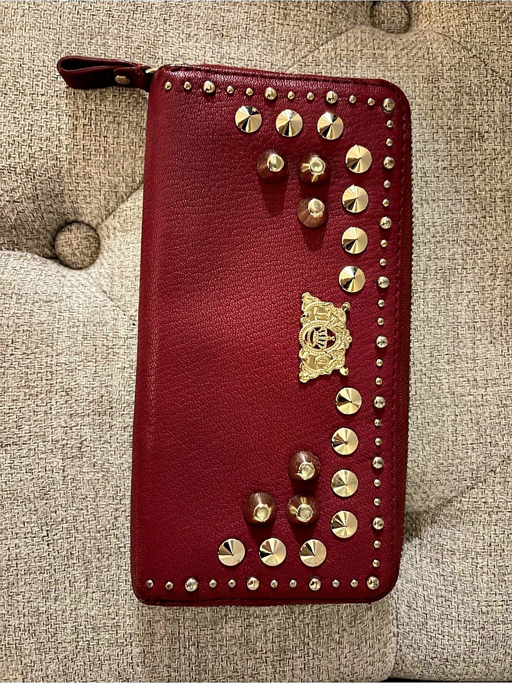 Juicy Couture Pebbled Leather Gold Studded Wristlet Wallet in Pink & Leapord